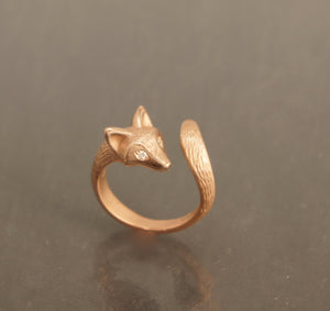 14 kt. gold furry baby fox ring with diamond eyes