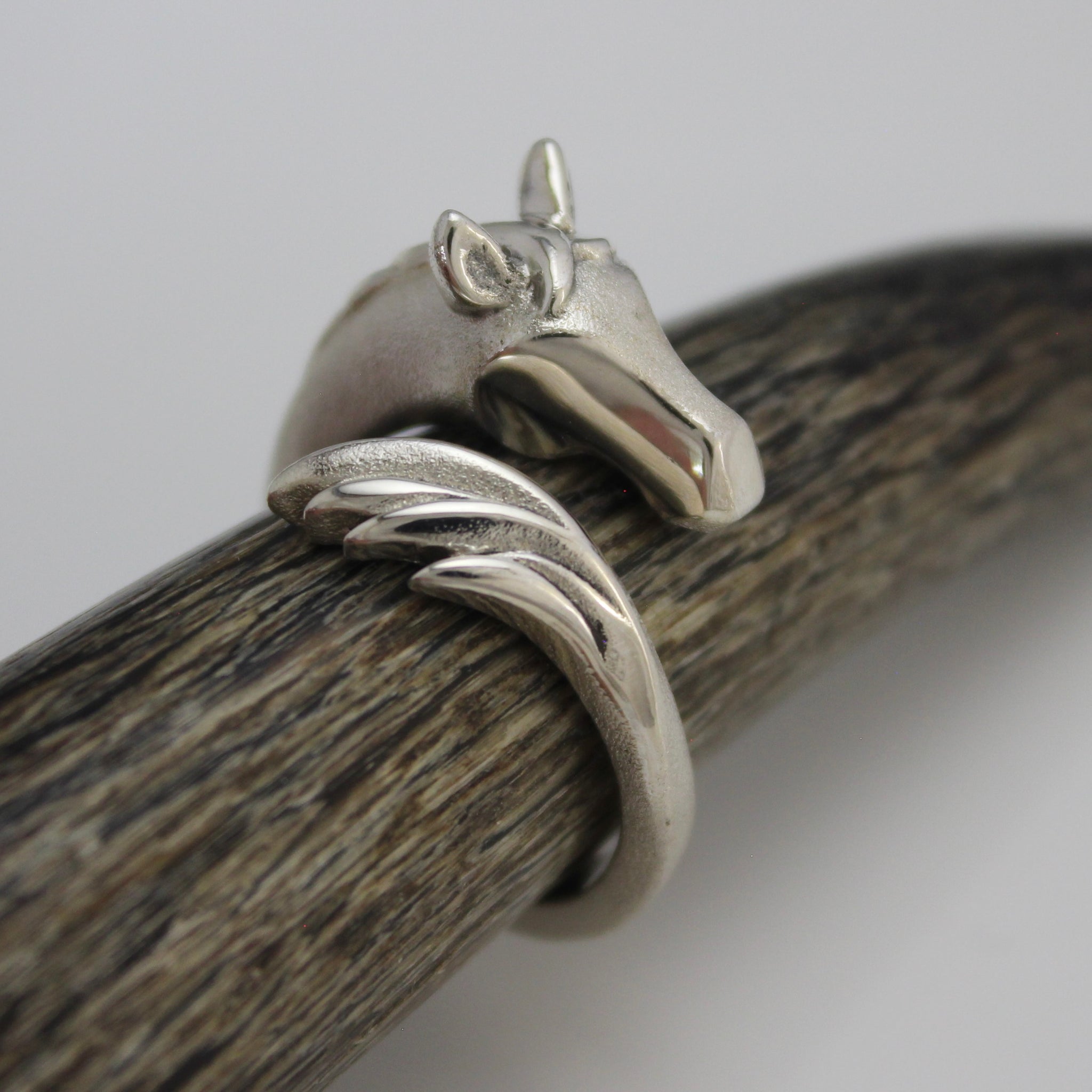 horse ring.   silver