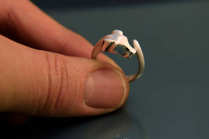 hound  ring . silver