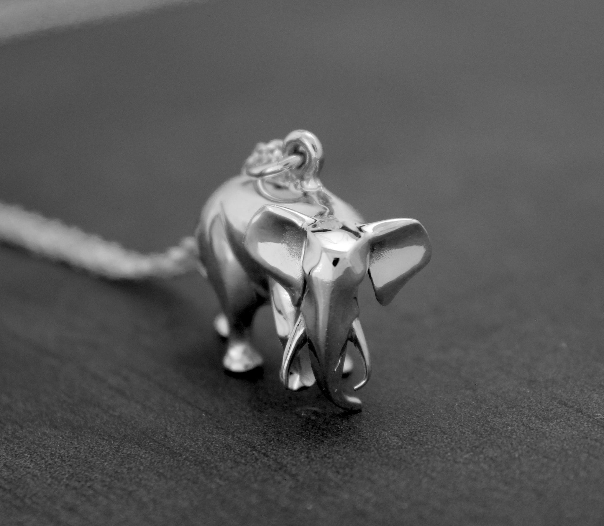 elephant charm / pendant silver