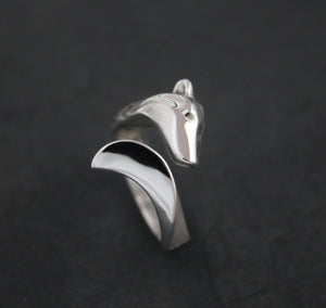 timber wolf ring. silver