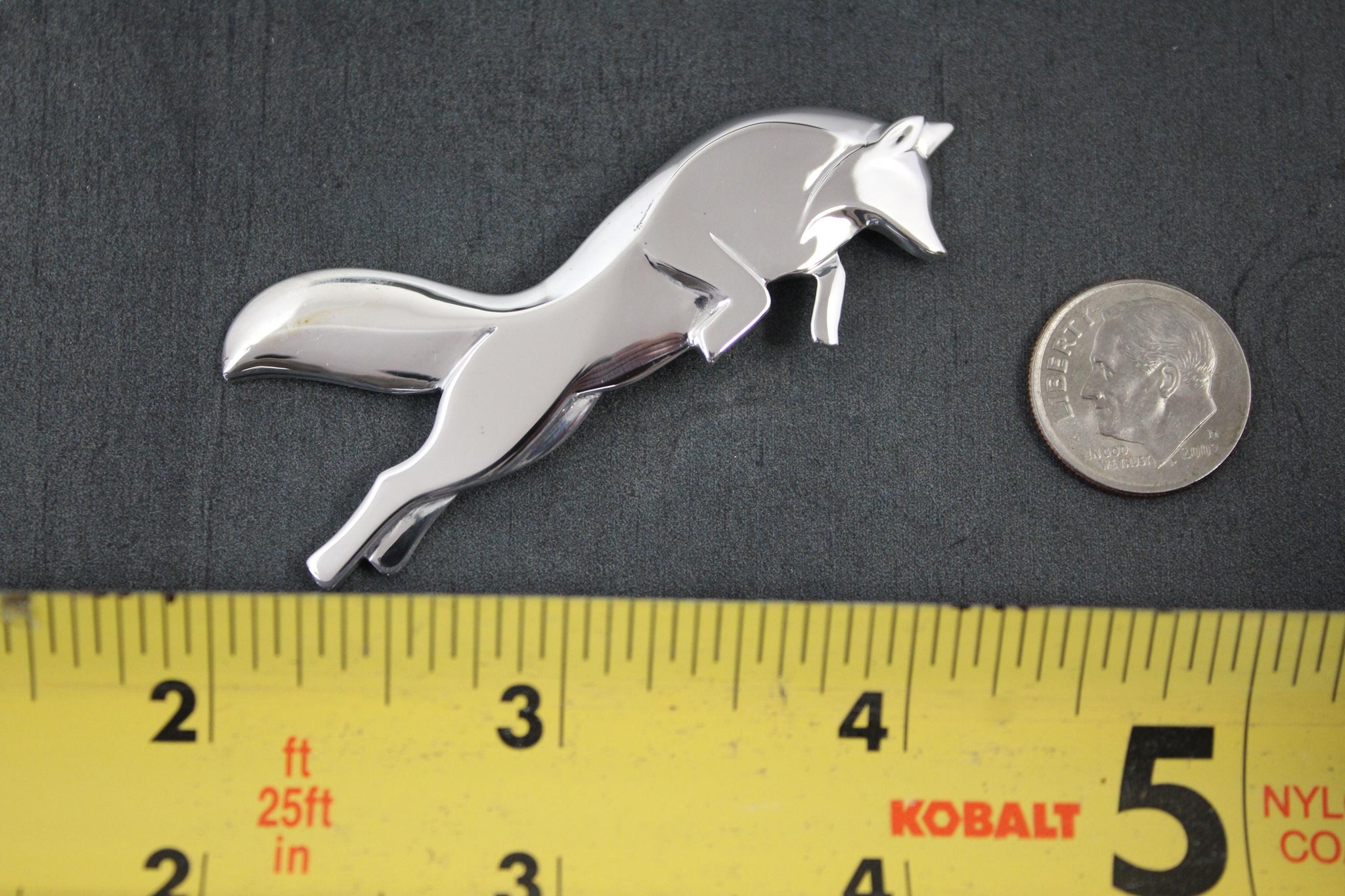 leaping fox  silver pin/pendant