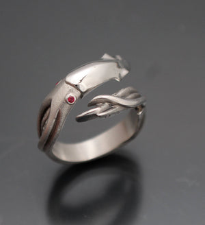 silver squid ring with gemstone eyes