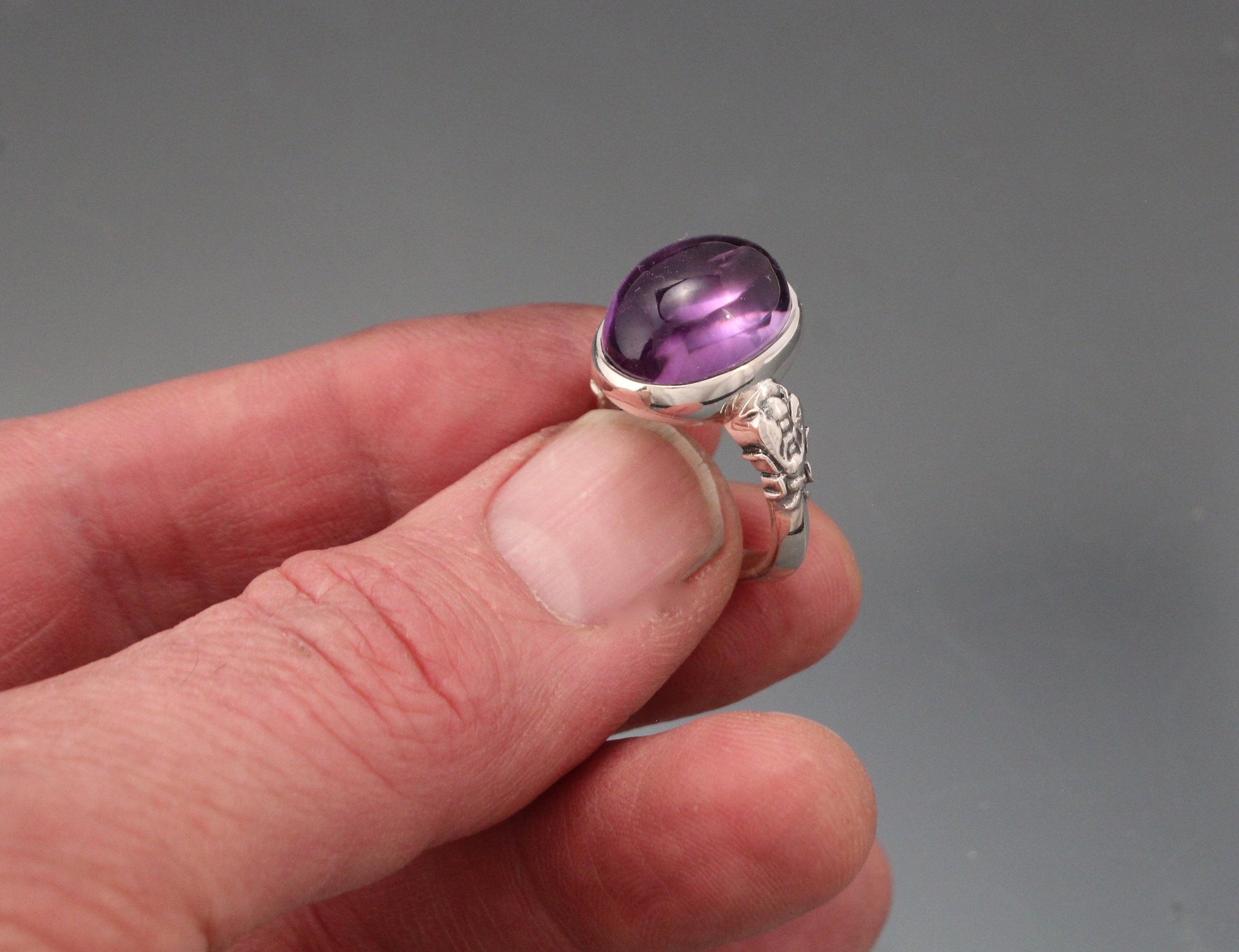 silver bee ring, amethyst 31ct