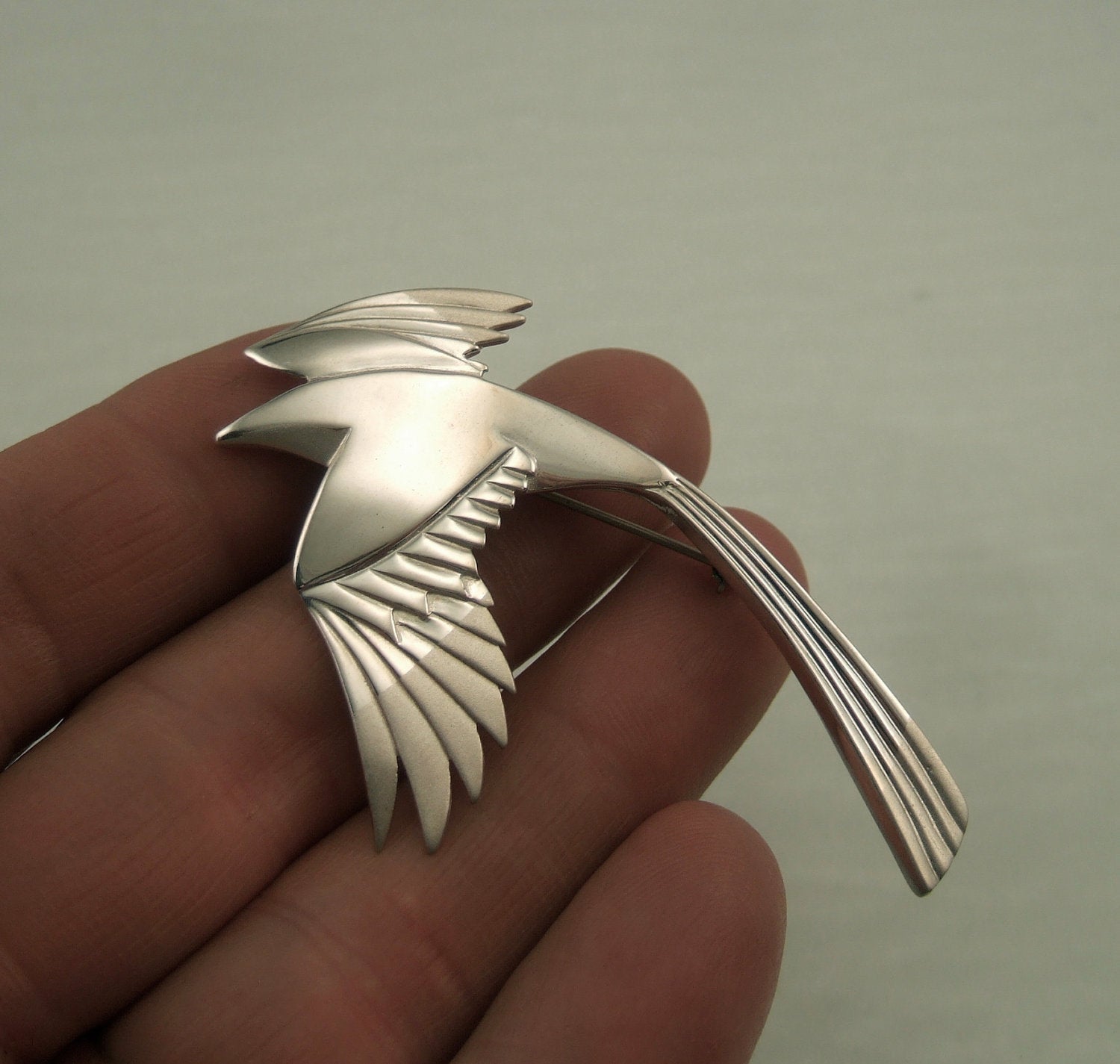 sterling silver magpie pin