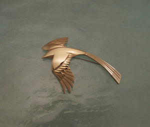bronze magpie pin