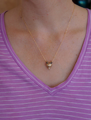 14k Gold fox pendant, blue diamond eyes, 14k gold 18" chain