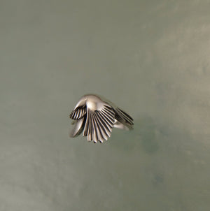 silver Magpie ring